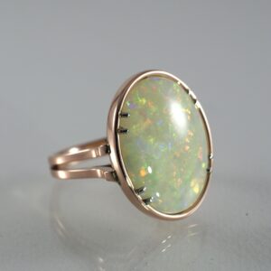 White Opal - 8.86ct RG